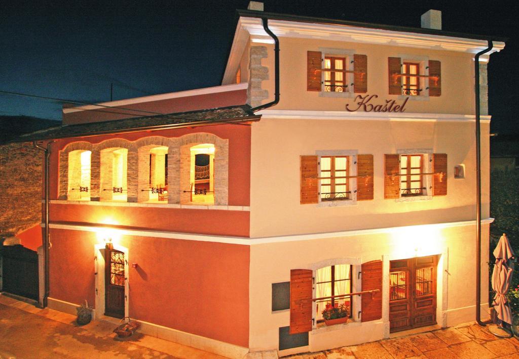 Kastel Kastelir Acomodação com café da manhã Exterior foto